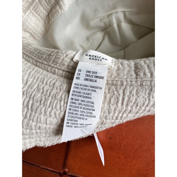 OS American Eagle Seashell Patch Beachy Bucket Hat In Cream 100% Cotton NWT - Picture 4 of 6